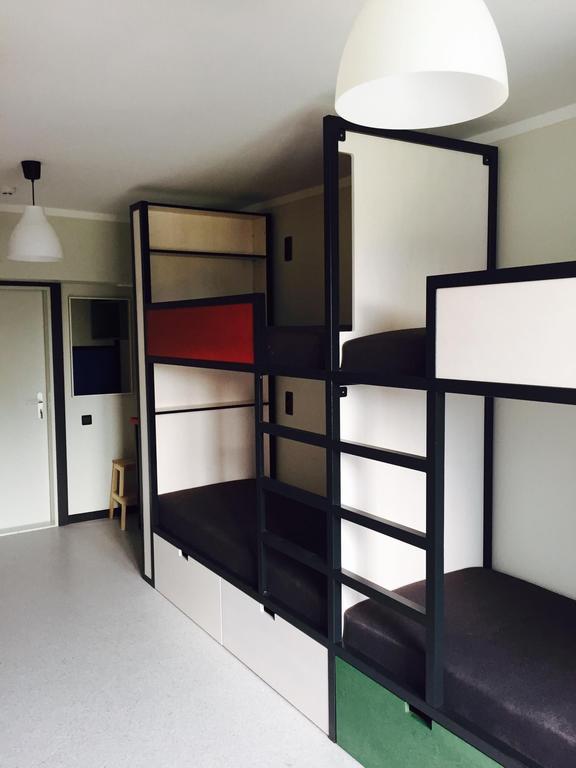 Hostel Turiba Riga Rum bild
