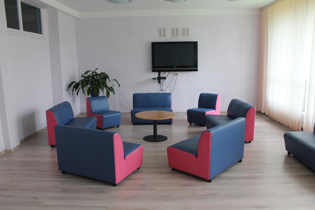 Hostel Turiba Riga Exteriör bild